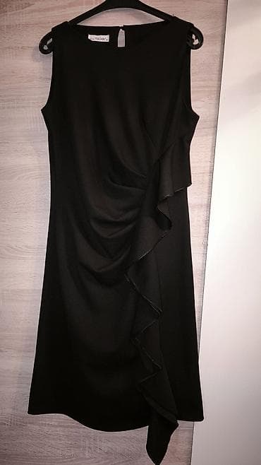 don formalari: Qara rəngli klassik kokteyl donu - Model: qolsuz, dairəvi yaxa - — 1