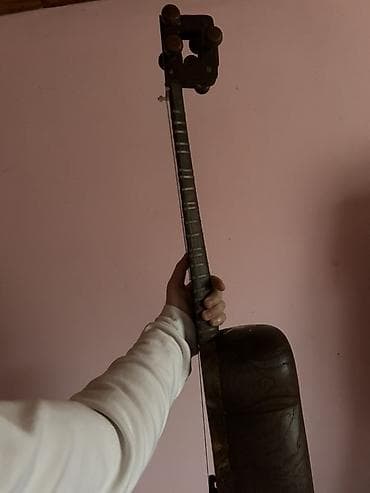 yamaha psr 740: Tar – Azərbaycan milli simli musiqi aləti - Korpus: Bütöv ağacdan — 4