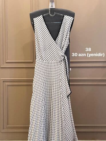 Пиджаки: Hər birinin qiymət və ölçüsü qeyd olunub Yüksək keyfiyyətlidir yeni — 5