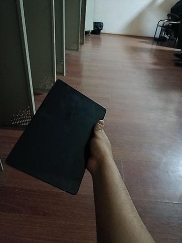 modio tablet: Planşet – nazik metal gövdə, tünd boz rəng - Təxmini 10–11 düym tam — 1