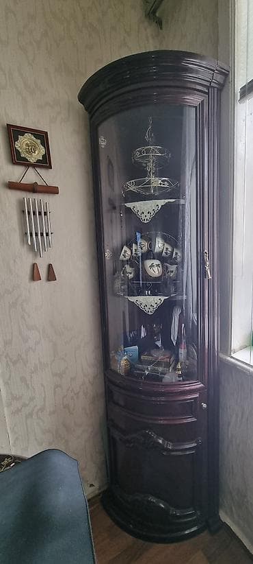 işlənmiş kamod: Komod — 1