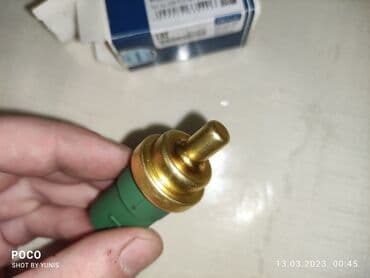 оригинальные запчасти volkswagen: Temperatur sensoru 2 eded (swag ve meyle) Vw passat b5 2001-2004 1.8t — 3
