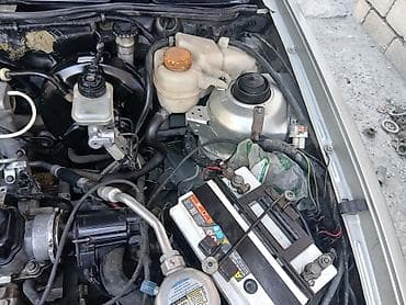 panel vurmaq: Daewoo Nexia sedan – gümüşü rəng Xüsusiyyətlər: - Kuzov: 4 qapılı — 6