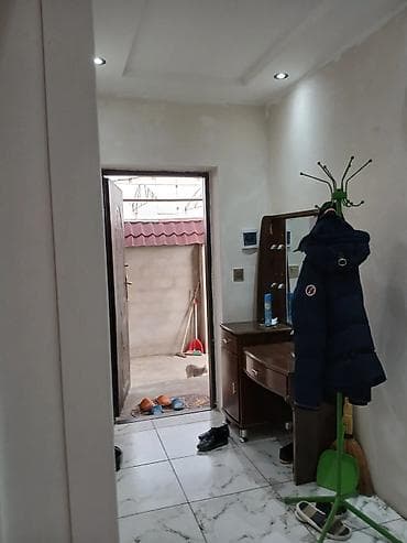 60 kv. m, 3 otaqlı, İşıq