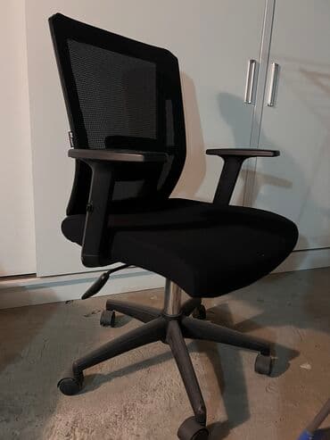 детский компьютерный стул, кресло: Новый, С колесиками, Рукояти регулируются, Ткань — 1