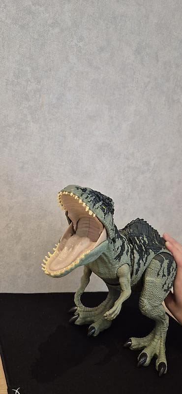 Yuvalar: Oyuncaq dinozavr fiquru – iri ölçülü, detallı model gigantosaurus — 3