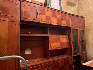 bərbər obyekt: Otag yoldasi lazimdi 1 nəfər kamunal daxil 130 bekar ve prablemli — 4