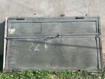 taxta boyası: Mağaza qapıları Dəmir — 2