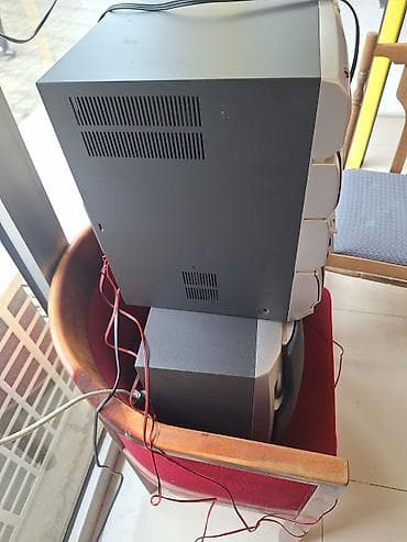 iphone 11 kamera: JVC mini Hi-Fi musiqi mərkəzi + 2 akustik sütun Xüsusiyyətlər: - JVC — 4