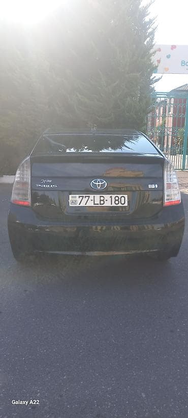 afdamabiler: Toyota Prius: 1.8 l | 2011 il Hetçbek — 2