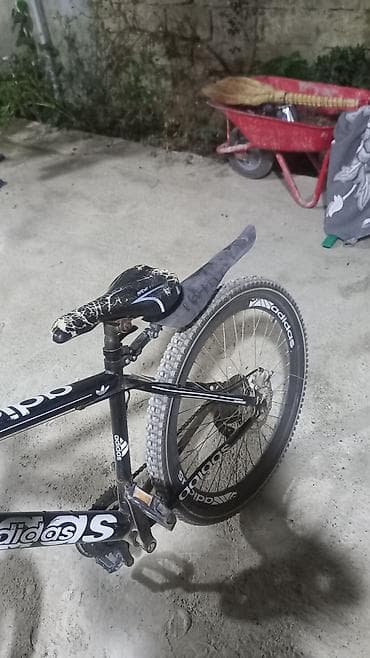 Dağ velosipedi – Adidas temalı çərçivə - Ölçü: 26" təkərlər - — 6
