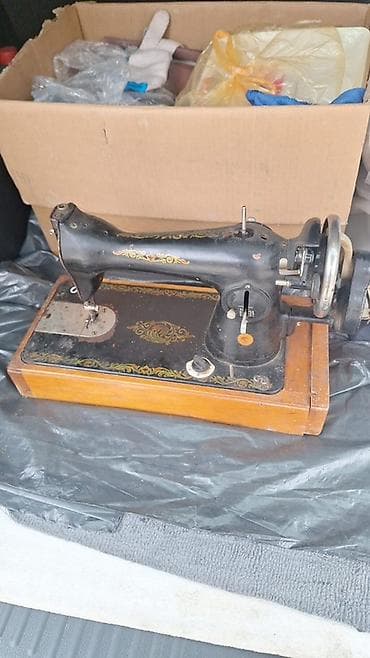 antik service: Məhsul: Köhnə tip mexaniki tikiş maşını Təsvir: - Korpus: Dəmir — 5