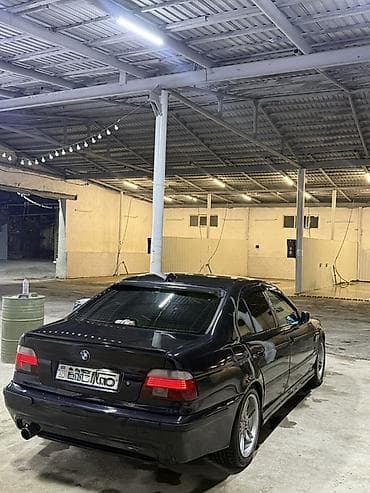 kia optima 2014: BMW 5 series: 2.8 l | 1998 il Sedan — 8