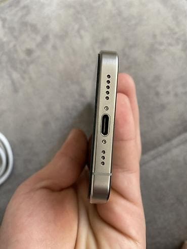 iphone se 2 azerbaycan: IPhone 15 Pro, 256 GB, Natural Titanium, Face ID — 4