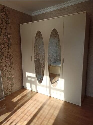 tek dolablar: Düz dolab, Yataq otağı üçün, Paltar üçün, Açılan, Quraşdırıla bilən, 4 qapılı — 1