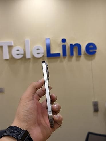 iphone es5: IPhone 15 Pro, 128 GB, Natural Titanium, Zəmanət, Kredit, Simsiz şarj — 3