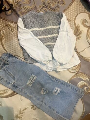 ust geyim: Uşaq geyimləri dəsti 1) Şalvarlar – 3 ədəd - Ağ şalvar: yanlarında — 2