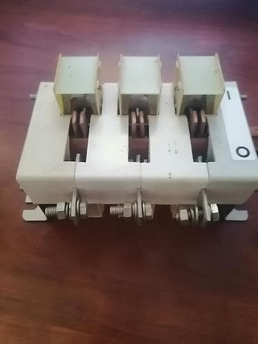 qapı ucuz: KЭАЗ VR32-31B31250-32-УХЛ3 üçqütblü ayırıcı/kommutator Texniki — 3