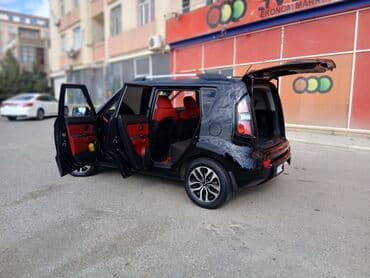 volkswagen touareg qiymeti: Kia Soul: 1.6 l | 2009 il Krossover — 11