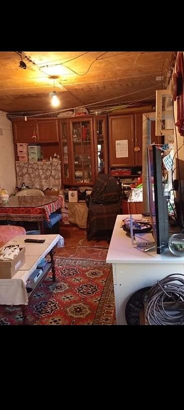 sabuncuda ev: Bakıxanov qəs. 4 otaqlı, 110 kv. m, Kredit yoxdur, Orta təmir — 7