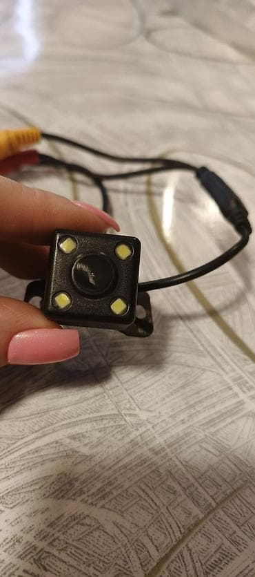 arxa kamera: Avtomobil üçün arxa görüntü kamerası - Universal mini kamera, lövhəyə — 1