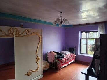 kirdite evler: Bağ evi / həyət evi - Bir mərtəbəli, ağ fasadlı, şifer damlı ev - — 6