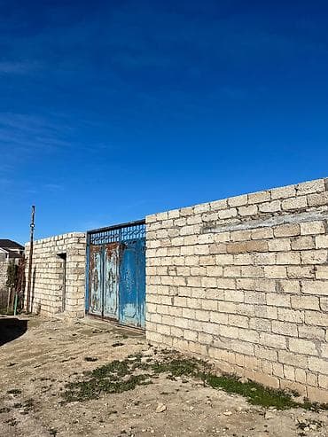 Həyət evi alıram: Ev mərdəkandadı obşi həyət 4sot yarımdı .3 otağ 1zal mətbəx — 1