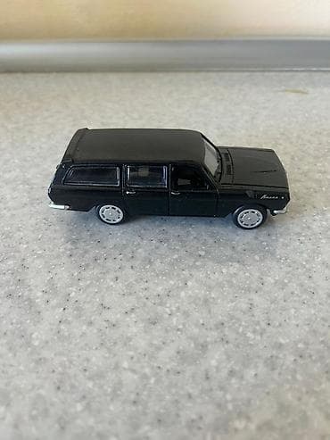 şahlanan at figurleri: Maket avtomobil – GAZ-24-02 “Volqa” (universał) modeli - Miqyas — 8