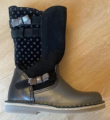 Сапоги детские, новые Made in Portugal Внутри натуральная кожа Размер