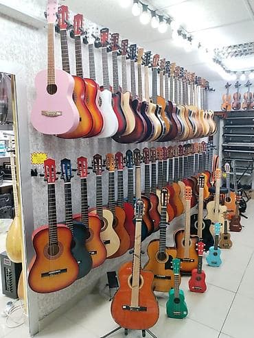 gitara çantası: Classic gitaralar Rast musiqi alətləri mağazası. Əhmədli, İnşaatçılar — 1