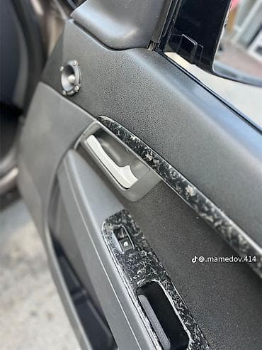 byd maşın qiyməti: Avtomobil: Sedanın kompakt sinfi Rəng: Tünd boz/bronza (metalik) — 8