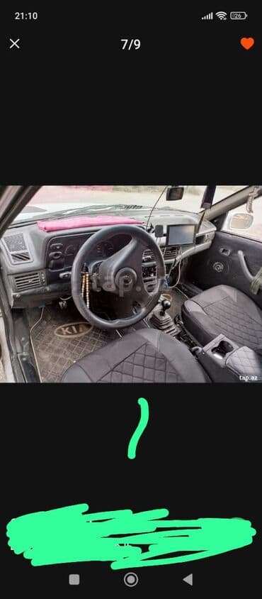 kvadrasikl satisi: Ağ rəngli sedan avtomobil Xüsusiyyətlər: - Kuzov: 4 qapılı sedan, ağ — 5