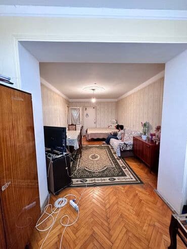 Kirayə mənzillər: Bakı, Montin, 3 otaqlı, Köhnə tikili, m. Nəriman Nərimanov, 74 kv. m — 3