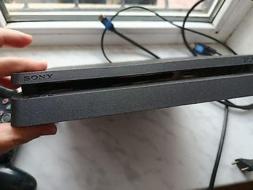 play stesen: Ps4 slim temizdi gta5 ve ufc 4 diskleri var. Bezi oyunlarda var — 2