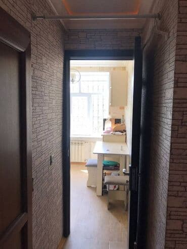 hokmeli kiraye ev: Neyrocərrahiyyəni keçəndən sonra sağdakı ikinci 5 mərtəbəli bina — 7