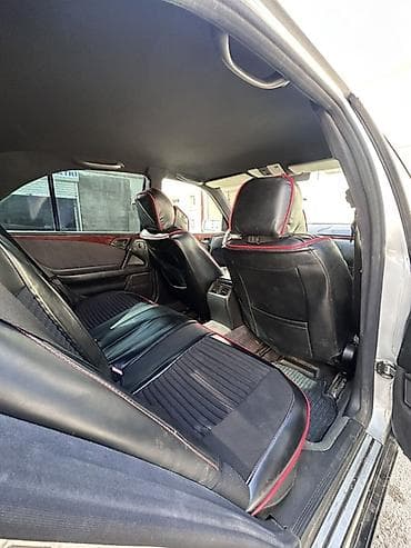 honda teker: Mercedes-Benz E-Class sedan (W210) - Kuzov: sedan, gümüşü rəng - — 5