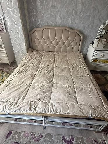 Yataq üçün İşlənmiş rəng - Bej Yataq örtüyü, Ünvandan götürmə