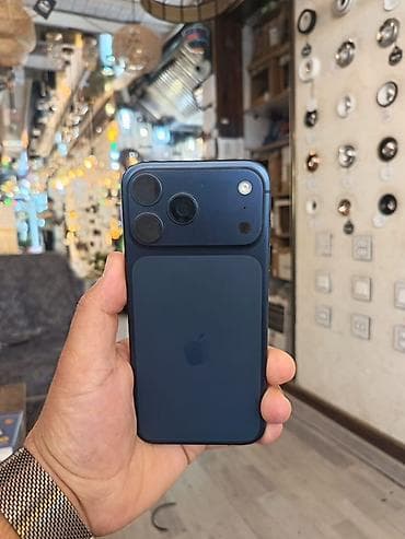 mac pro: IPhone 17 Pro Max, 256 GB, Mavi, Qırıq, Barmaq izi, Simsiz şarj — 1