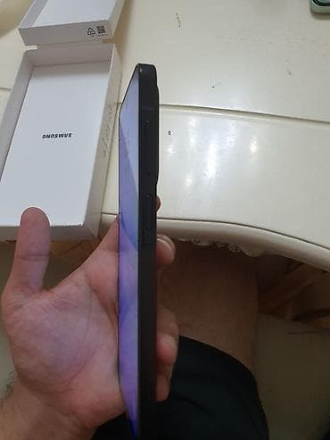 2 tb hdd: Samsung Galaxy A17, 128 GB, rəng - Qara, İki sim kartlı — 2