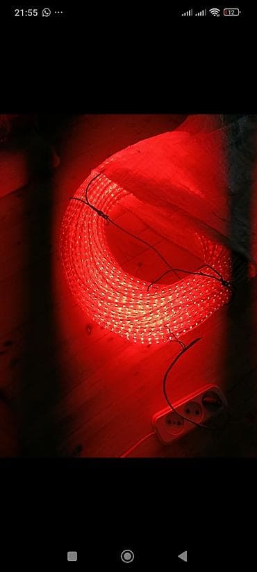 maqnit setka perde: Goycaydadi metresi 50 qepik .Məhsul: Qırmızı LED işıq şlanqı (LED — 1