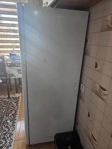 soba şüşəsi: 2 qapılı Samsung Soyuducu Satılır, rəng - Ağ, Təkərli — 3