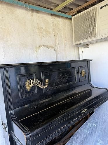 Musiqi alətləri: Antik piano . Almaniya Leipzig J.irmler təcili satılır. Əlaqə — 4