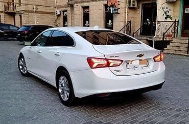 Продажа авто: Chevrolet Malibu LT – ağ rəngli, zərif və aerodinamik sedandır — 3