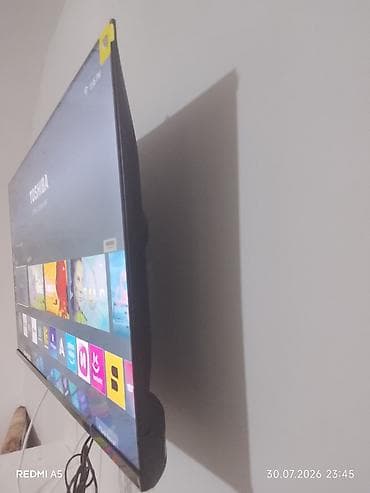 Toshiba Smart TV – divara quraşdırılmış, böyük diaqonallı ekran
