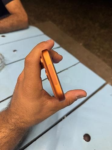 irşad 17 pro max: IPhone 17 Pro, 256 GB, Narıncı, Simsiz şarj — 5