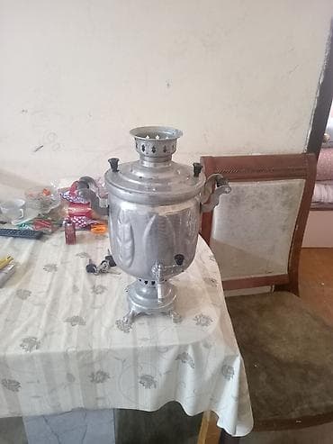 qedimi somavar: Klassik metal samovar - Material: cilalanmış metal gövdə, relyef — 2
