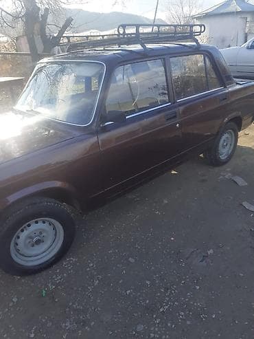 toyota plus c: LADA 2107 sedan injektor - Kuzov: qəhvəyi rəng, 4 qapı, xrom ön-arka — 2