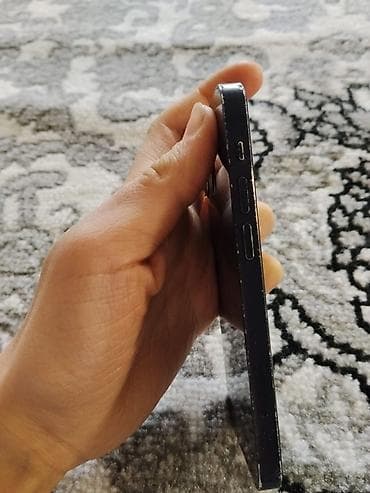 iphone 12 ağ: IPhone 12 mini, 64 GB, Qara, Barmaq izi, Face ID — 3