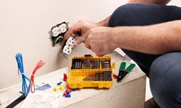ucuz taxta qapılar: Elektik və Xirda Santexnik işləri üçün müraciət edə bilərsiniz — 2