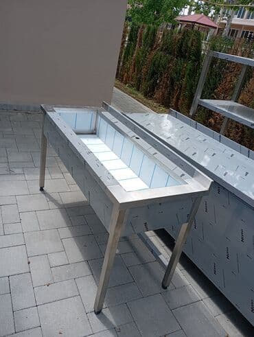 рабочий стол: Paslanmayan metaldan hazırlanmış müxtəlif ölçülü mebel dəsti. Dəstə — 3